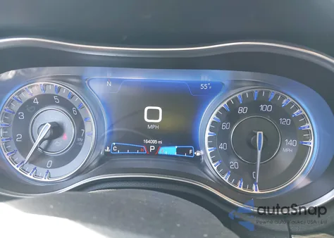 2019 Chrysler 300 Touring из США, поврежденный, VIN 2C3CCAAG4KH746122